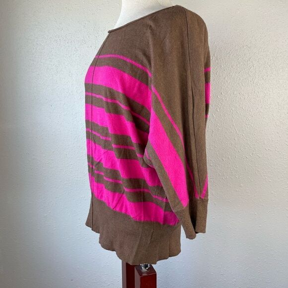 JCP Three Quarter Sleeve Top Size M EUC - Picture 3 of 6